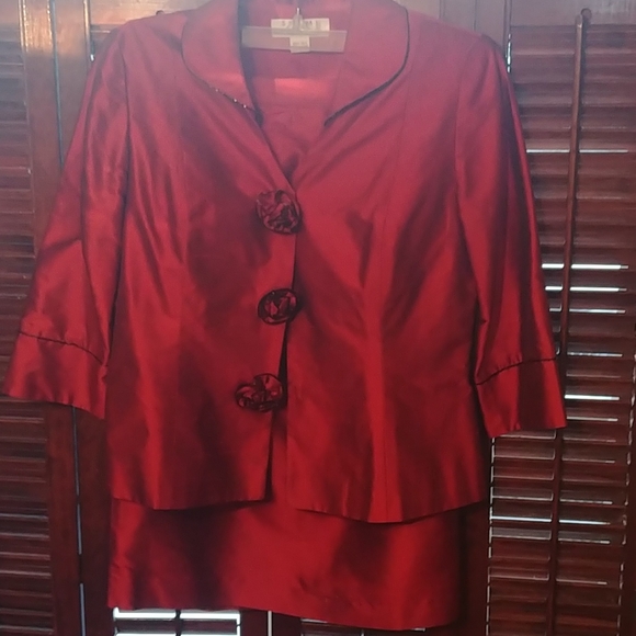 100% silk SHOMI skirt & top - Picture 7 of 8